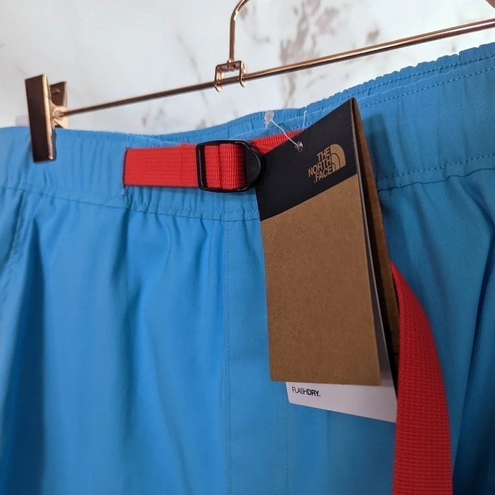 The North Face Shorts Men's Blue L New Belted Class V Norse Pocket